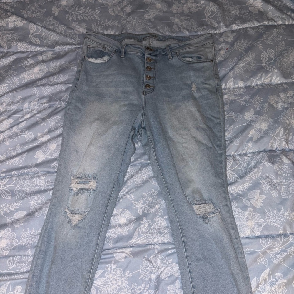 Rue21 Ripped Light Wash Jeans